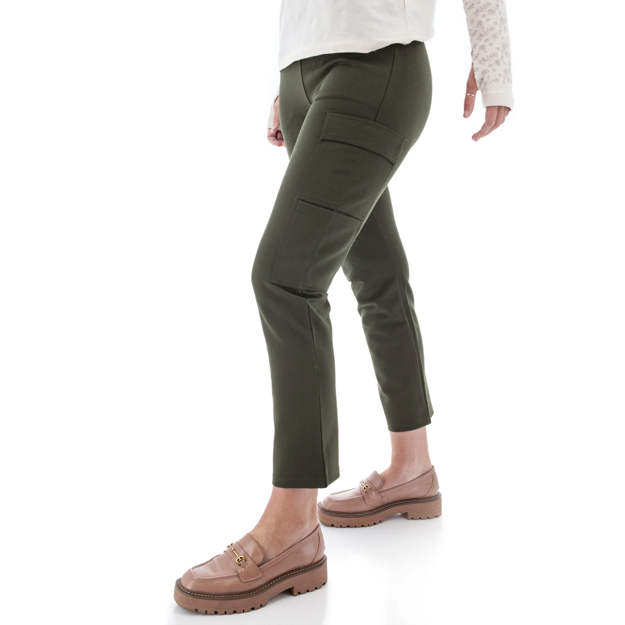 Traveler Stretch Cargo Pant - L226179 - Image 9
